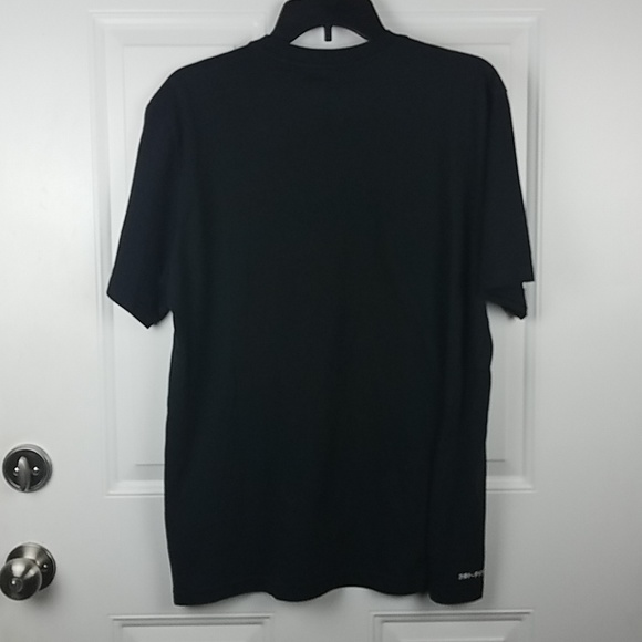 Men's Nike DriFit Black T-shirt Short Sleeve Sz L - Picture 4 of 4